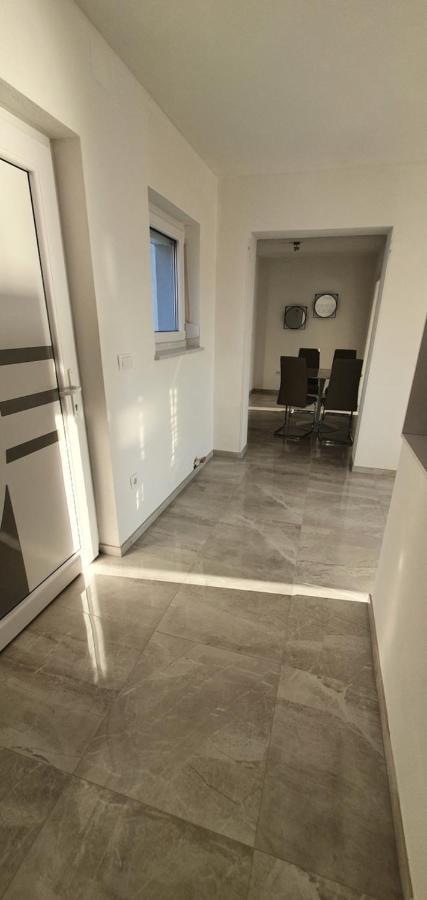 Apartmani Naomi&Leo Senj  Exterior foto