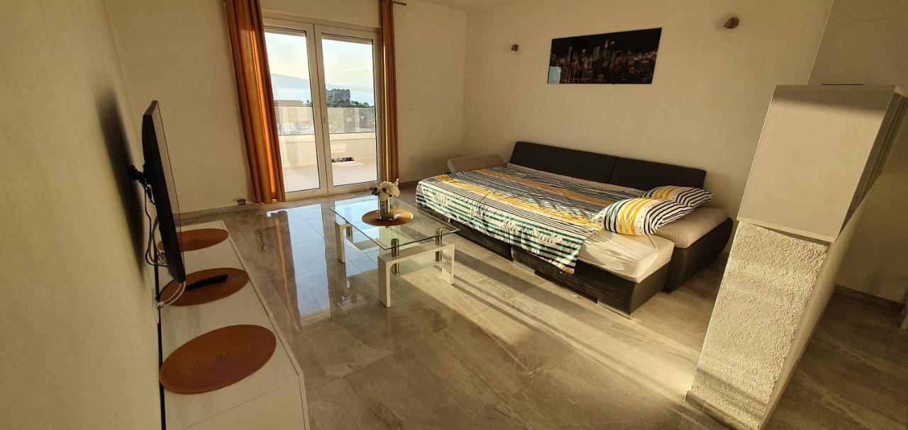 Apartmani Naomi&Leo Senj  Exterior foto