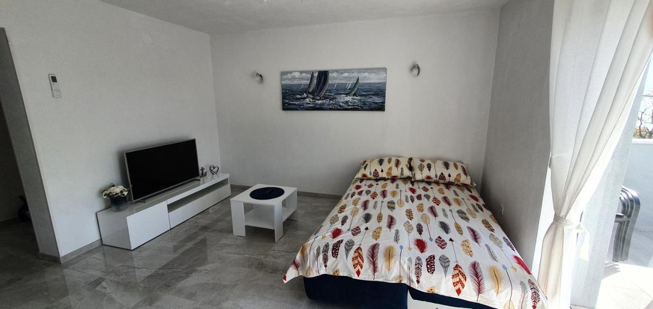 Apartmani Naomi&Leo Senj  Exterior foto