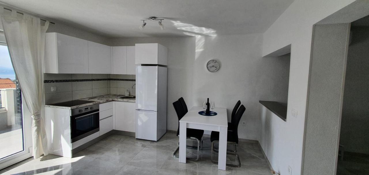 Apartmani Naomi&Leo Senj  Exterior foto
